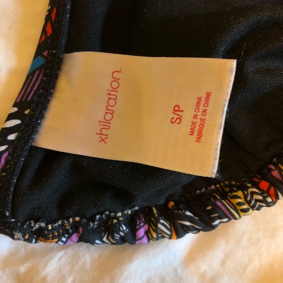 Bikini - Picture 7 of 8